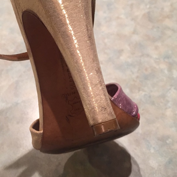 Miss sixty leather sandals with bonus pin. - Picture 5 of 8